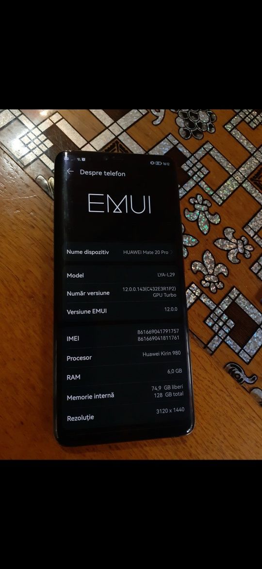 Vând telefoane mobile