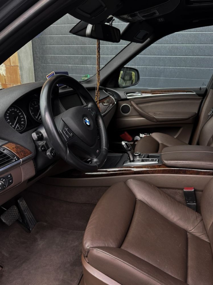 BMW X5 4.4 i V8 - facelift 410CP