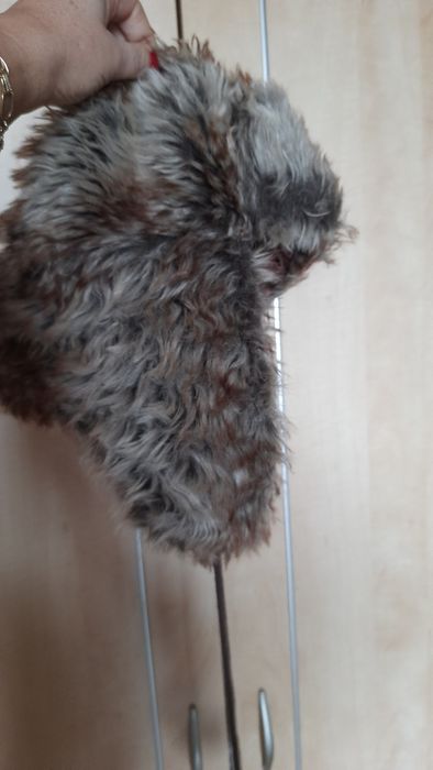 Căciulă din blana artificiala