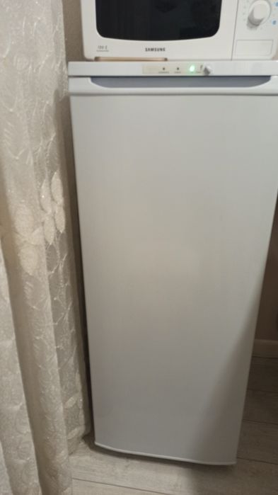 Продам морозилку