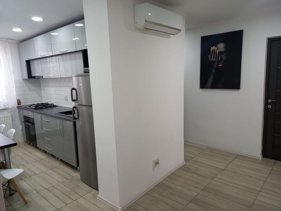 Apartament 3 camere renovat complet