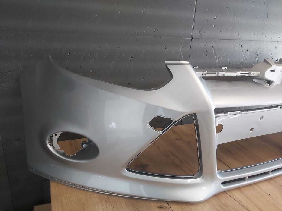 Bara Fata Ford Focus 3/III 2011-2014 (MoonDust Silver (Gri Deschis))