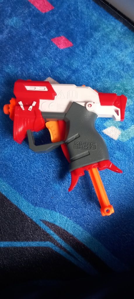 pistol replica din fortnite