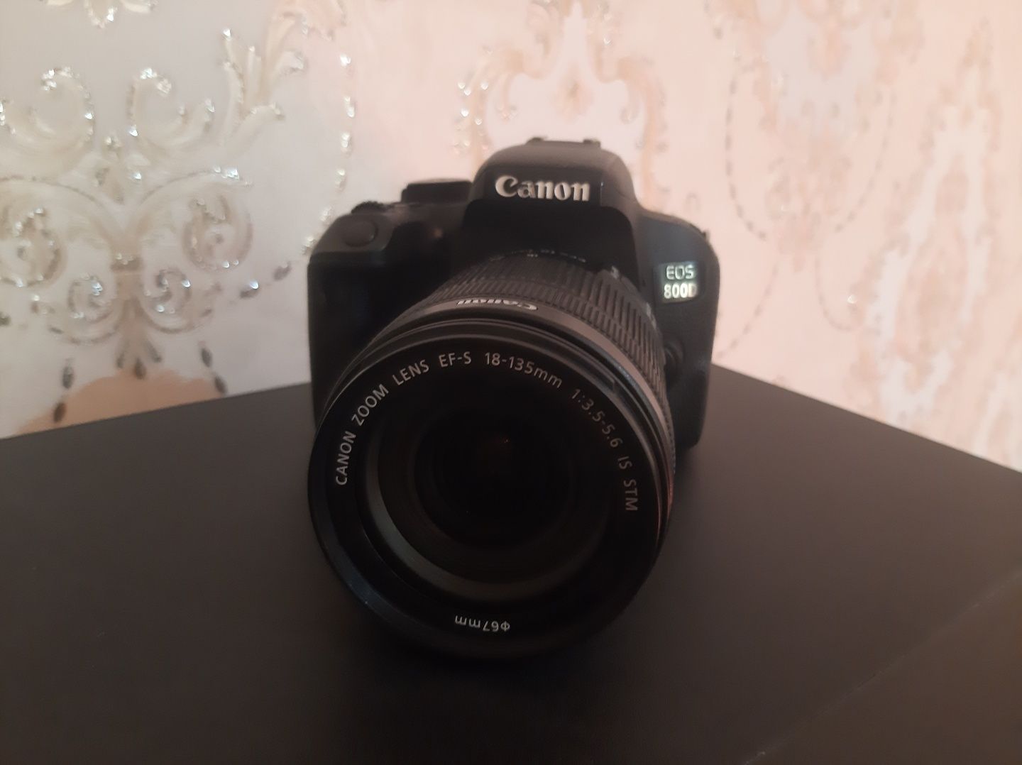Canon 800D yangi holatda