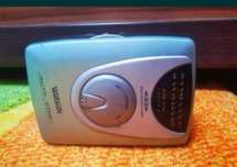 Walkman cu radio Watson 
Funcțional pe radio
Pe caseta se aude gajait