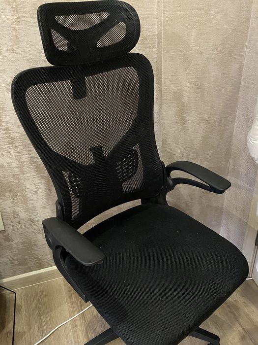 Продам игровое офисное кресло