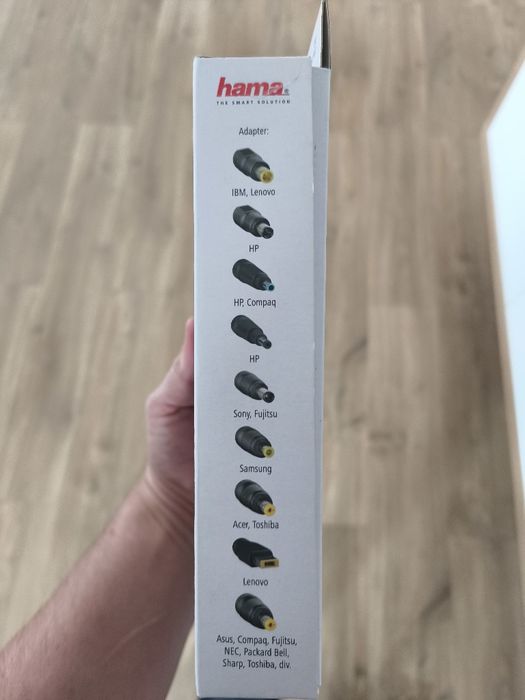 Încărcător universal laptop