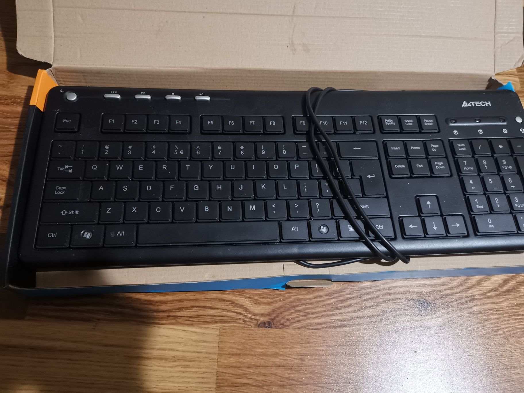 Vand Tastatura 4tech, omega