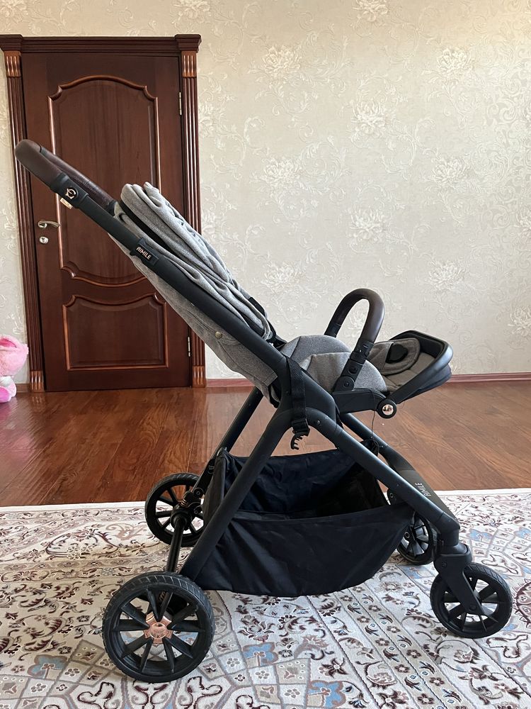 Продаю прогулочную коляску