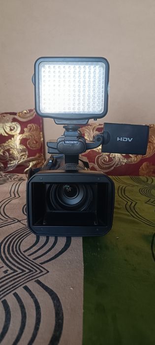 FX1000 видео камера сотилади