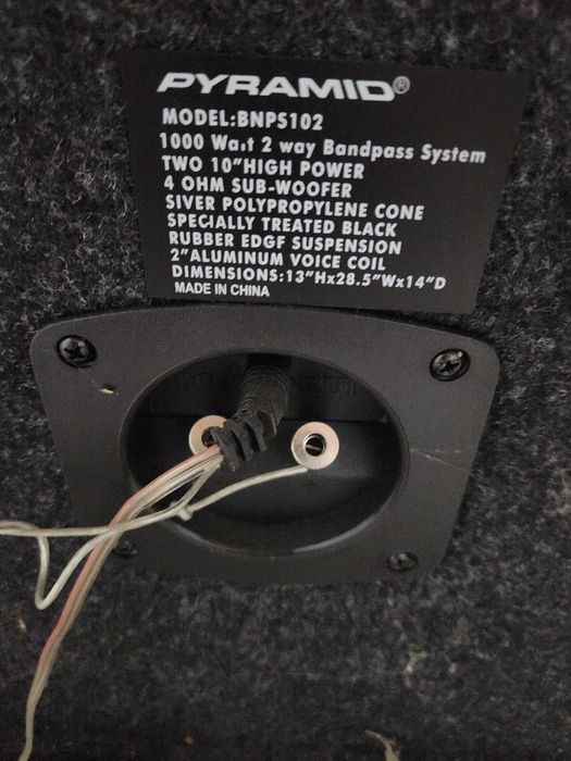 Subwoofer 1000 wats+amplificator 5800wats+instalatie completă.