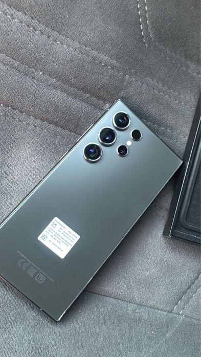 Срочно продам Samsung S24 Ultra, 12/512 GB, в идеальном состоянии