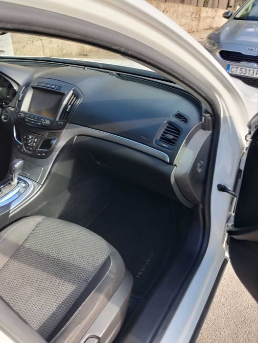 Opel Insignia 1.6 CDTI • Автоматик • 2016 г.