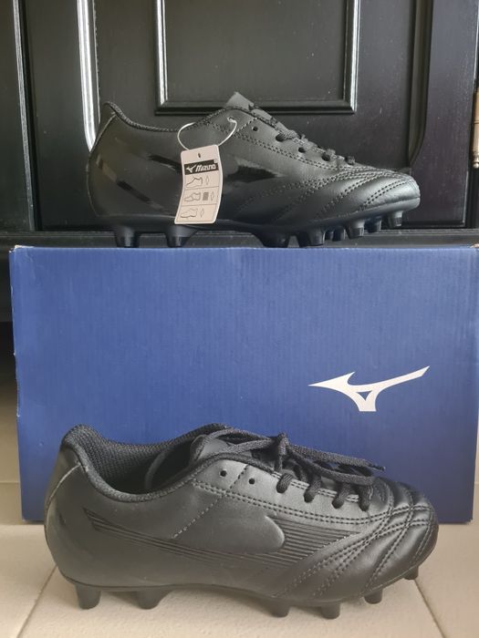 Бутонки MIZUNO номер 33