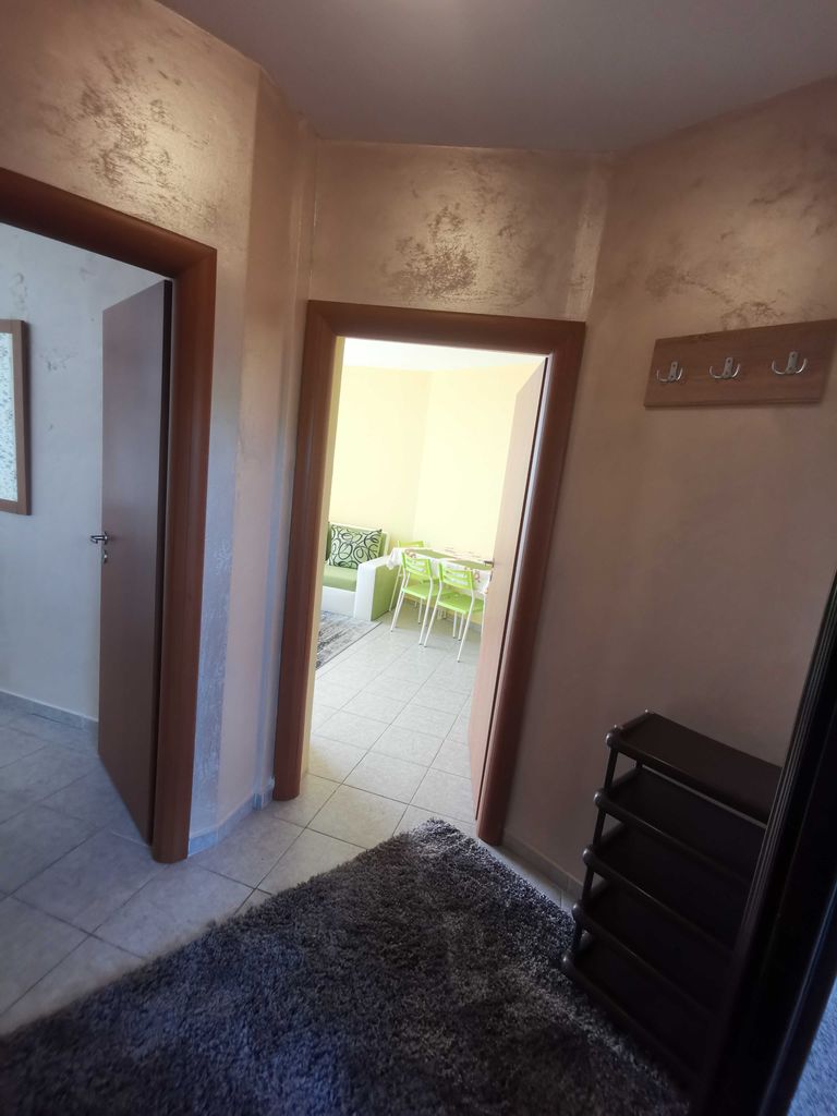 Дава се под наем Двустаен апартамент в Несебър - 60 кв.м за 255 € - Снимка #4