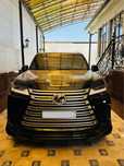 Lexus Lx600 black