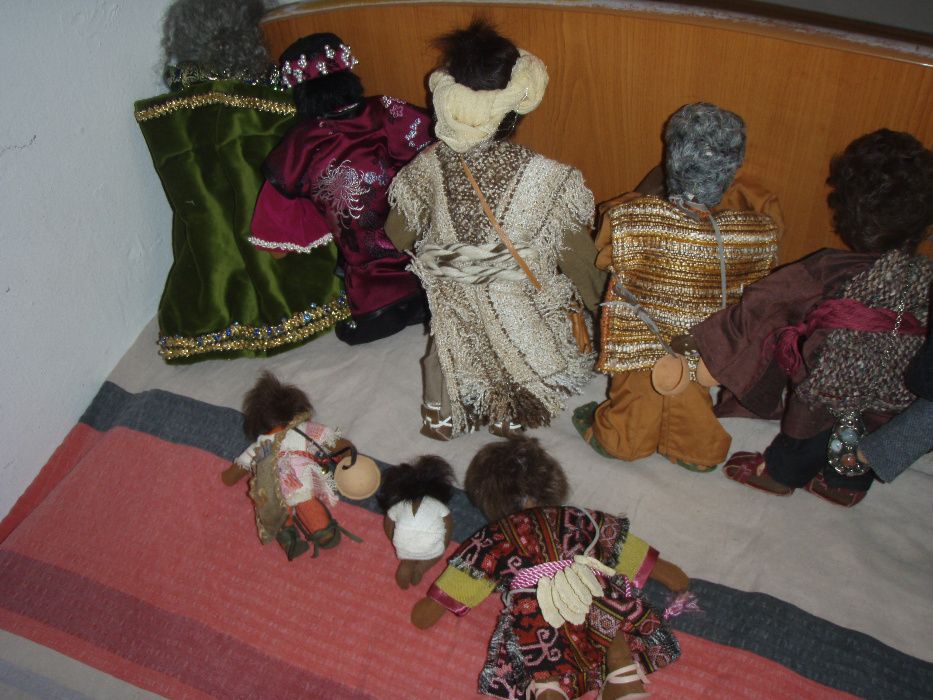 Personaje lucrate manual accesorizate sceneta gen "Nasterea Domnului"