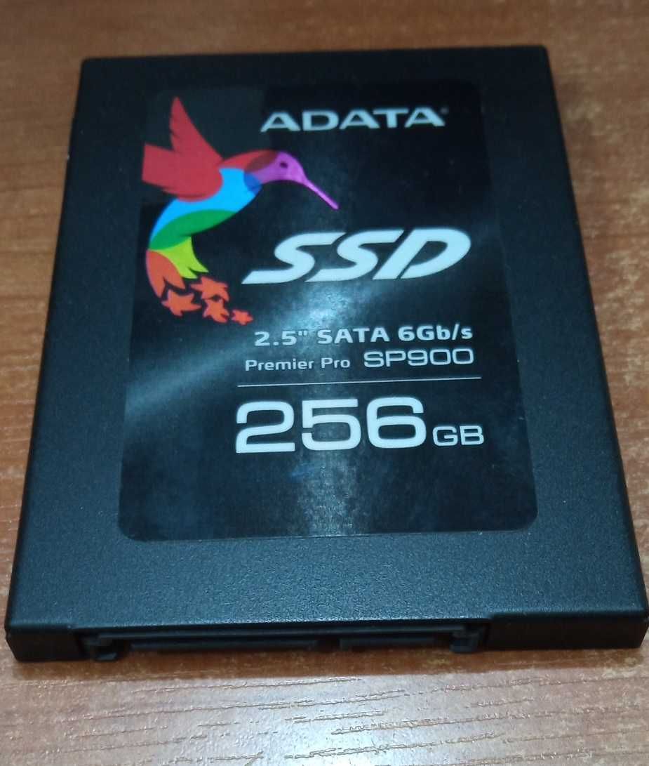 Vand SSD ADATA Premier Pro SP900 256 GB 2,5 inchi SATA III
