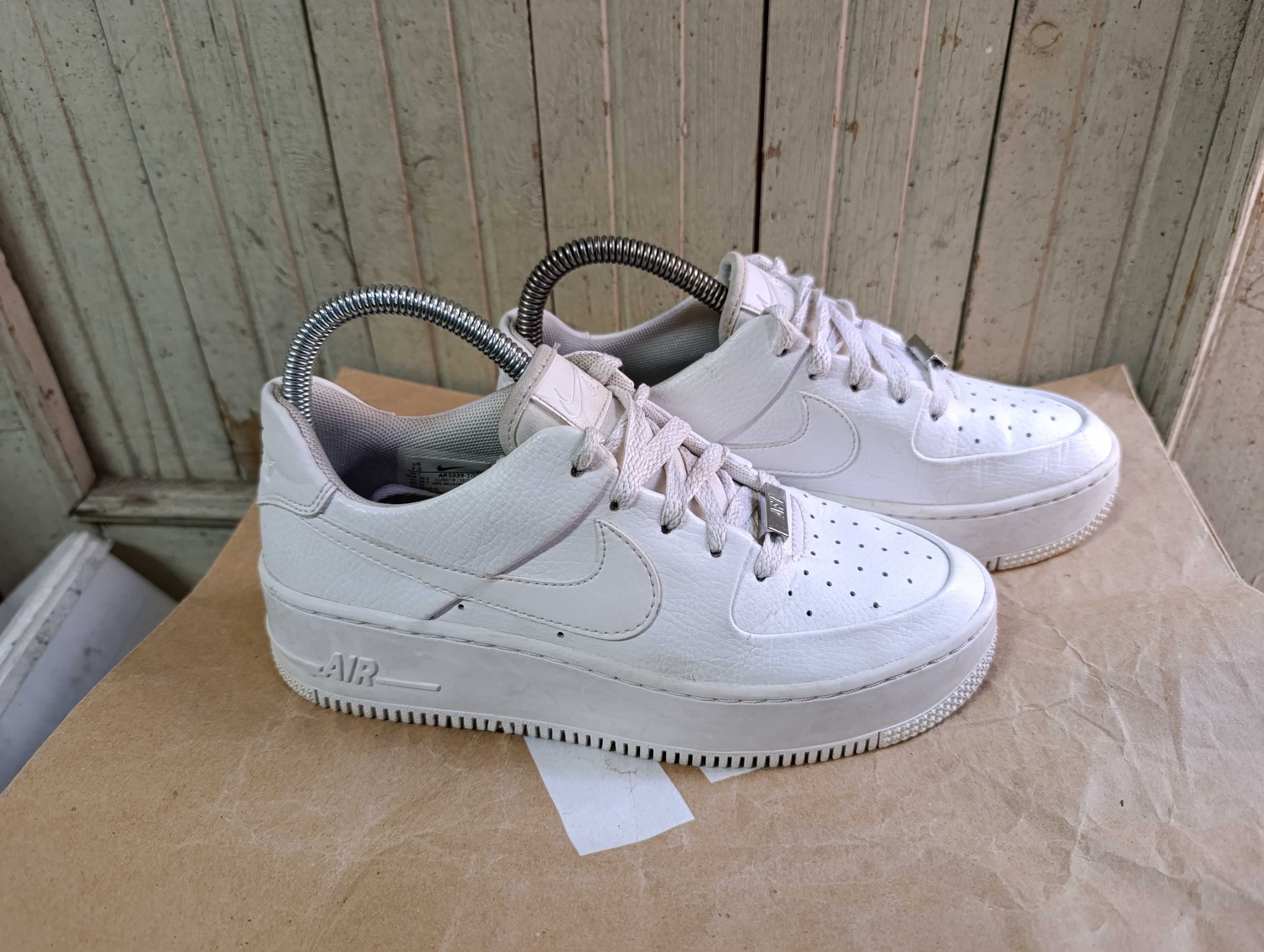 ''Nike Air Force 1 Sage Low''оригинални маратонки 38.5 номер