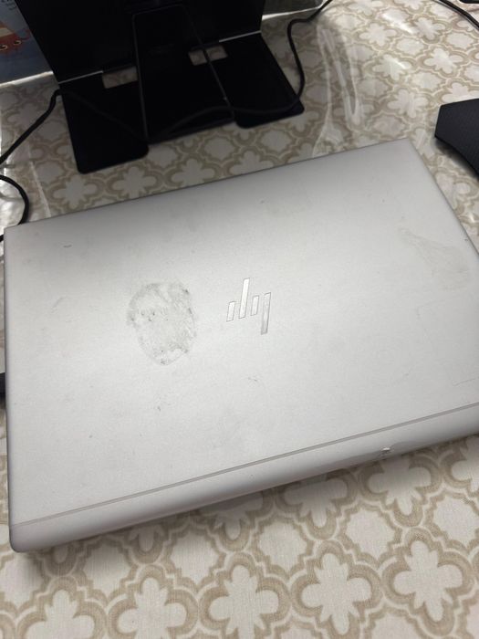 Hp I5 8265u ram8 ssd 256