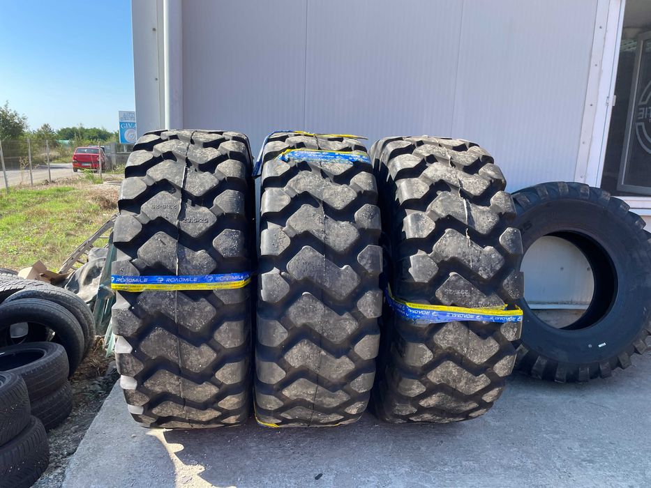 Anvelope noi industriale de tractor 23.5-25 cu camera si talon 24PR