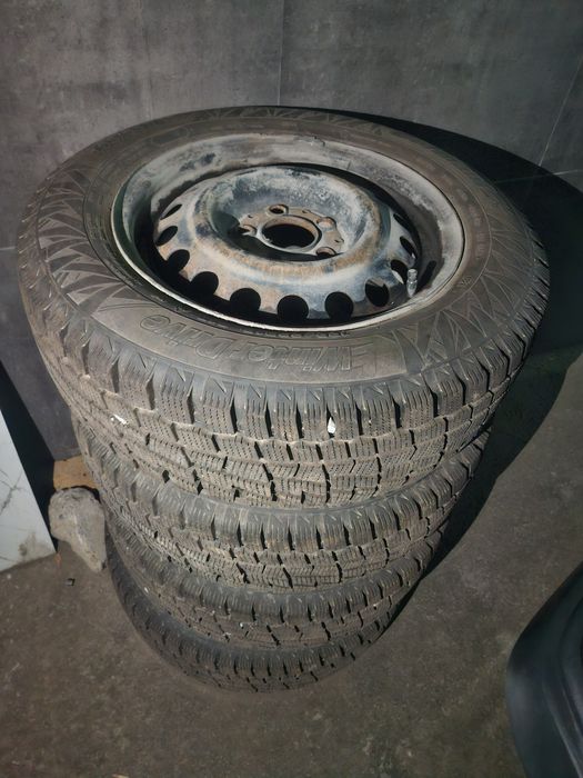 Продам шыны на 15