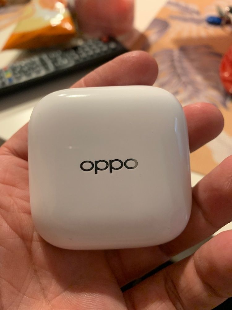 vand casti oppo originale