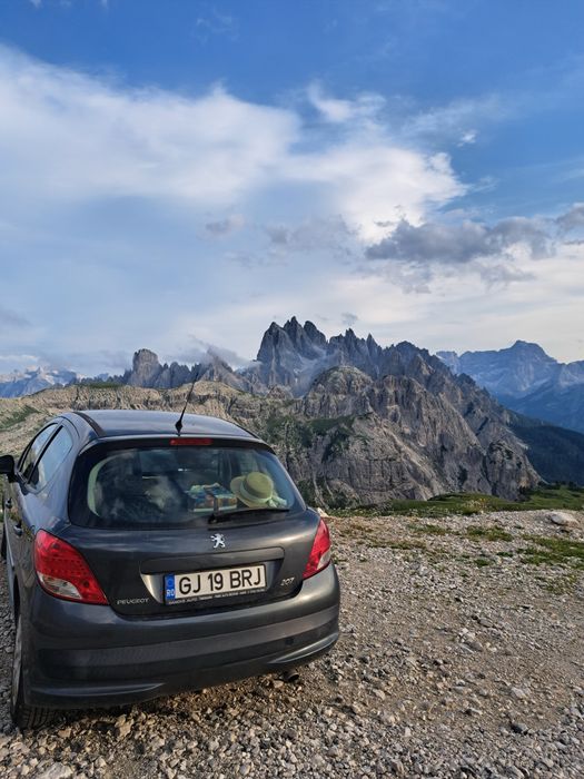 Peugeout 207 1.4 benzina - an 2012