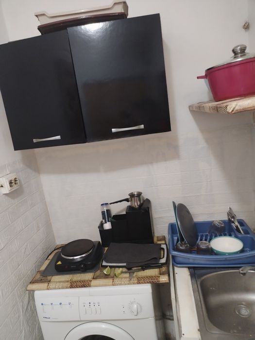 Garsoniera de vanzare,Tractorul-Coresi