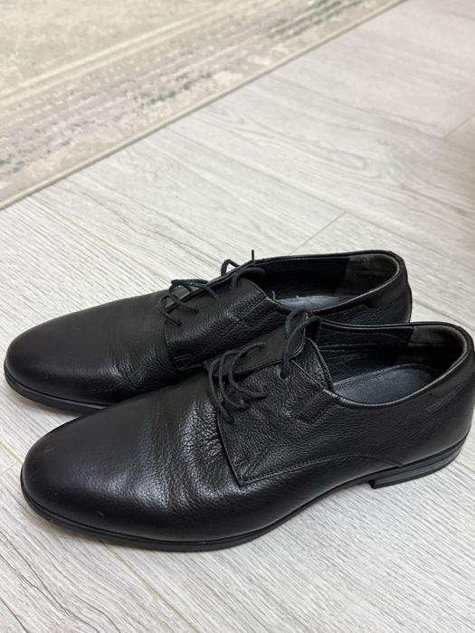 Продаю кожаные мужские туфли