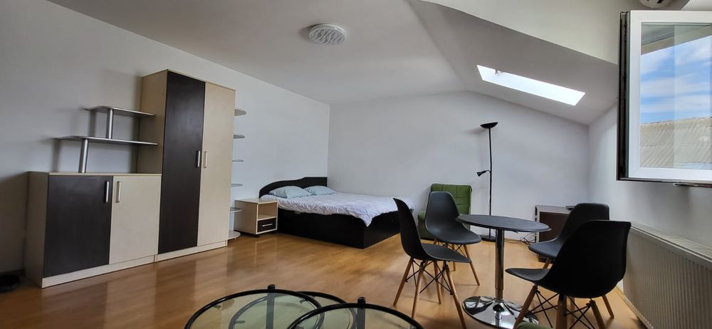 Garsonieră în bloc nou, 38 mp, Obcini