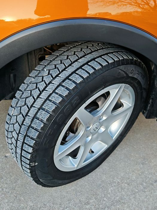 Джанти със зимни гуми 16"