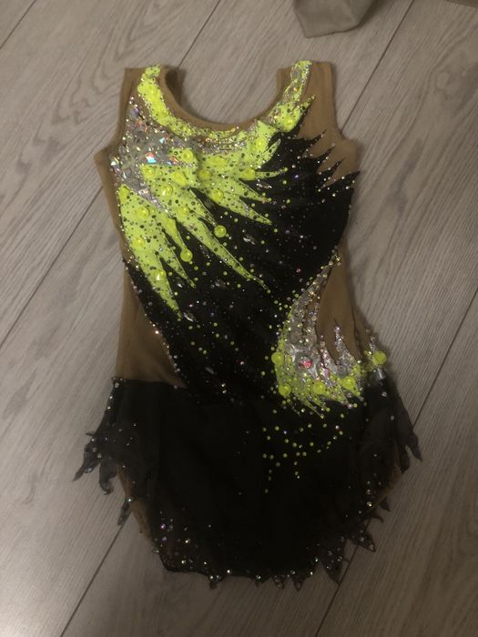 Купальник для художественной гимнастики