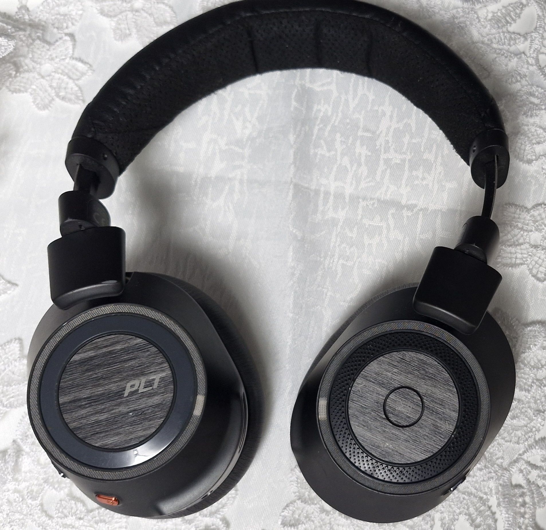Casti Plantronics B8200 , Bluetooth,Multipoint, conectare la PC,laptop