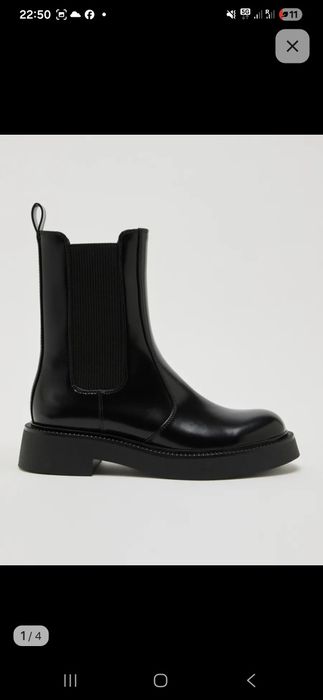 Продам ботинки ,брала за 4500рублей . Отдам за 15000тенге .