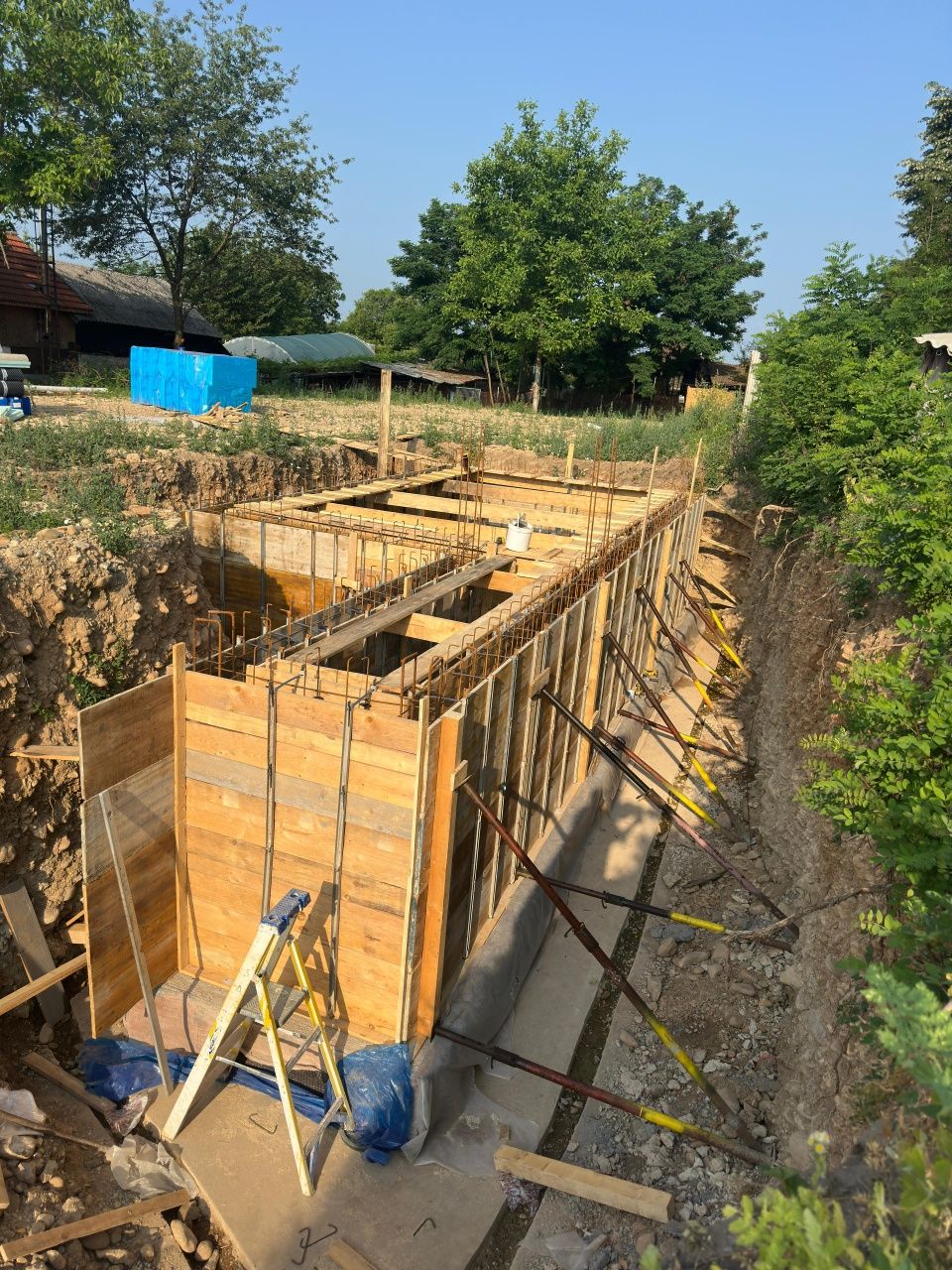 S.O.S sisteme pentru cofraje – Închirieri echipamente construcții