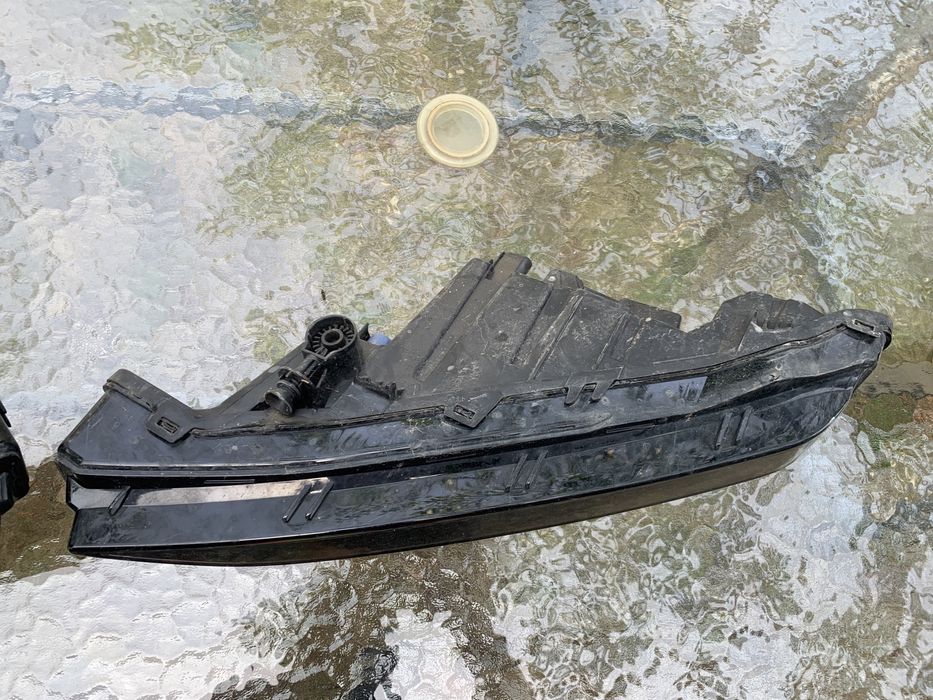 Proiector Skoda Superb 3 facelift stanga/dreapta