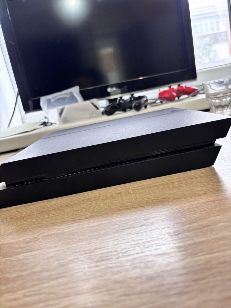Play Station 4 fat срочно