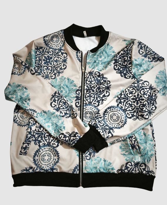 Bluza toamna nouă fără eticheta