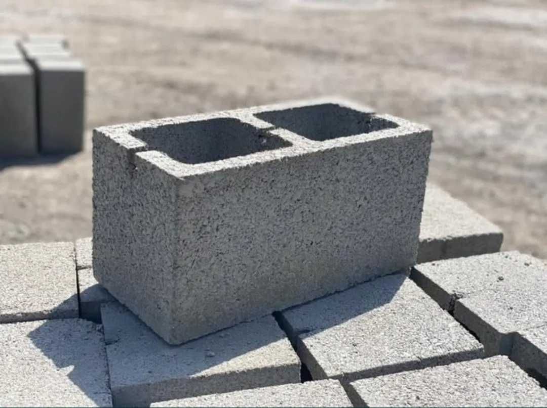Сплитерный блок для забора