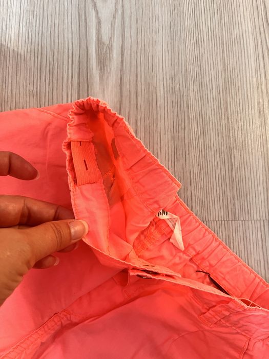Pantaloni scurti H&M, stare buna, marimea 140