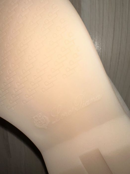 Loro Piana обувки