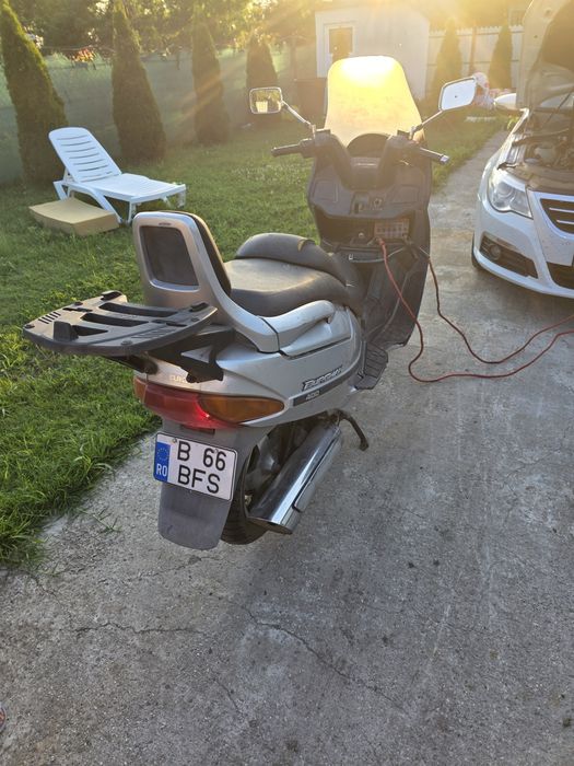 Suzuki burgman 400
