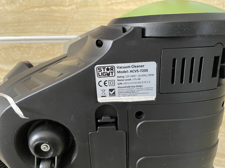 Aspirator NOU fara sac Star-Light 700 w putere variabila