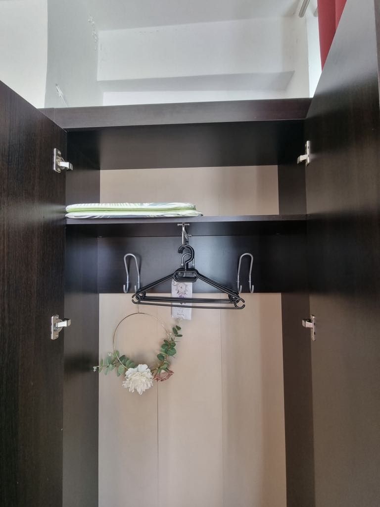 Dulap cuier wenge MOBEXPERT cu doua uși și oglinzi