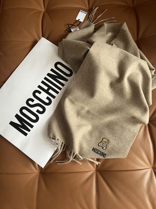 Fular Moschino NOU
