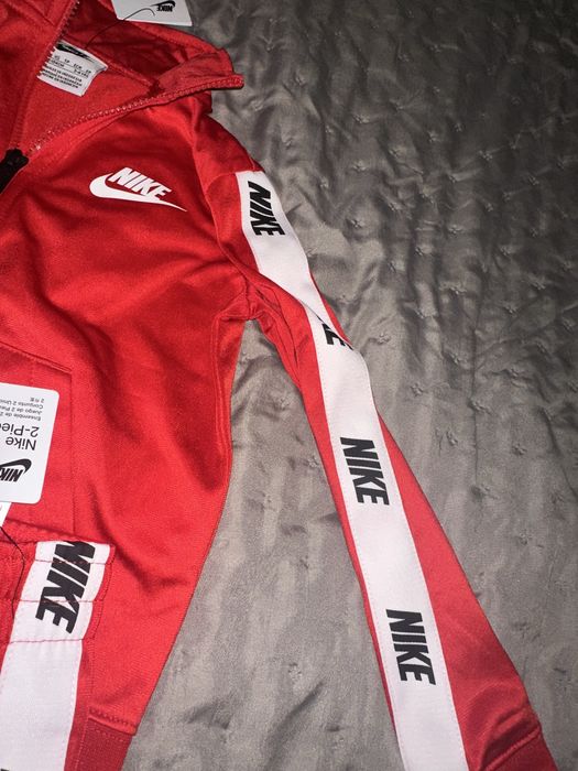 Спортен екип за момче 3-4 години възраст Nike