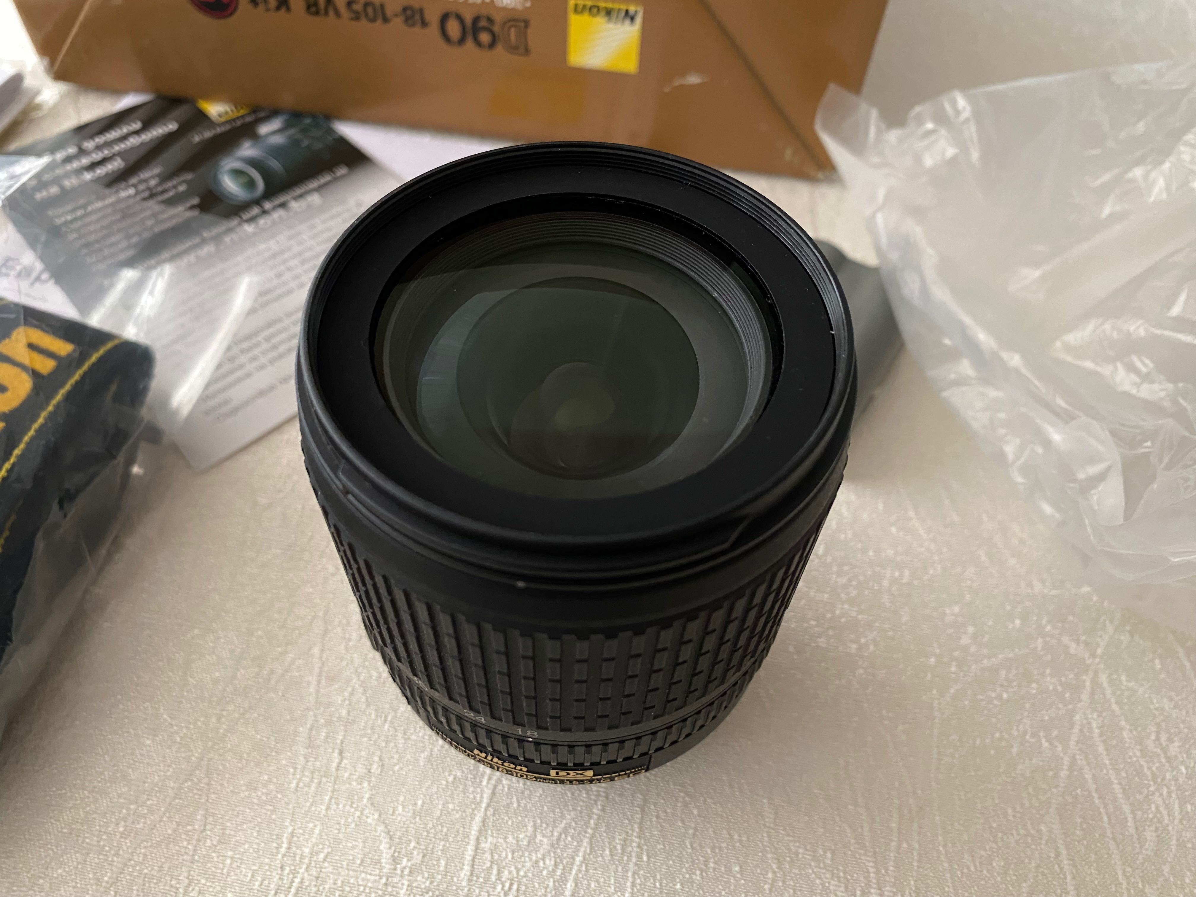 Нов Nikon D90 + AF-S DX Nikkor 18-105mm f / 3.5-5.6G ED VR