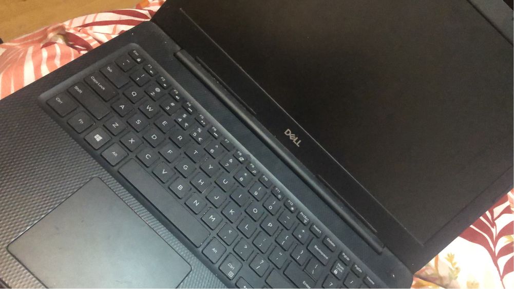 Laptop dell 16.4inch