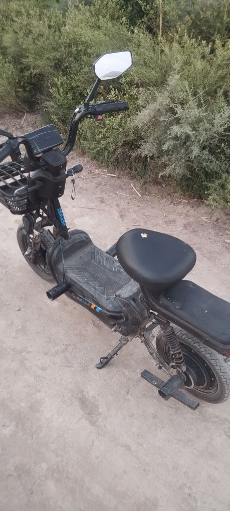Skuter satiladi kelsimli